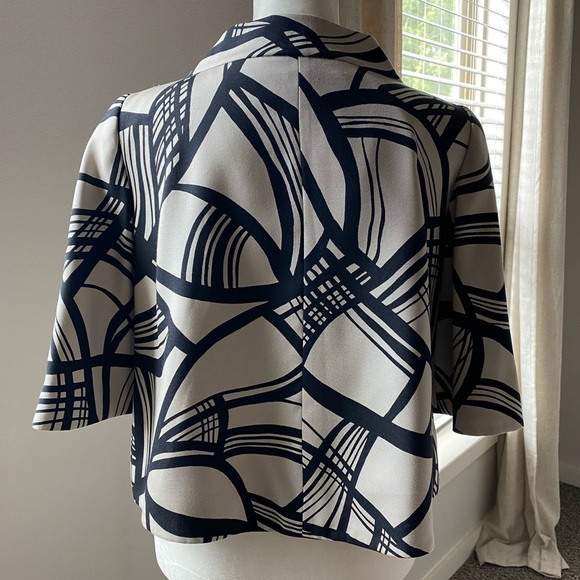 Anne Klein Jacket Cape - Picture 3 of 5